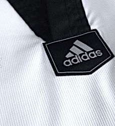 #taekwondo-elbisesi #taekwondo-dobok #adidas #adidas-taekwondo-elbisesi #dobok-elbise #siyah-yaka-taekwondo-elbisesi #taekwondo-kiyafeti #adidas-dobok